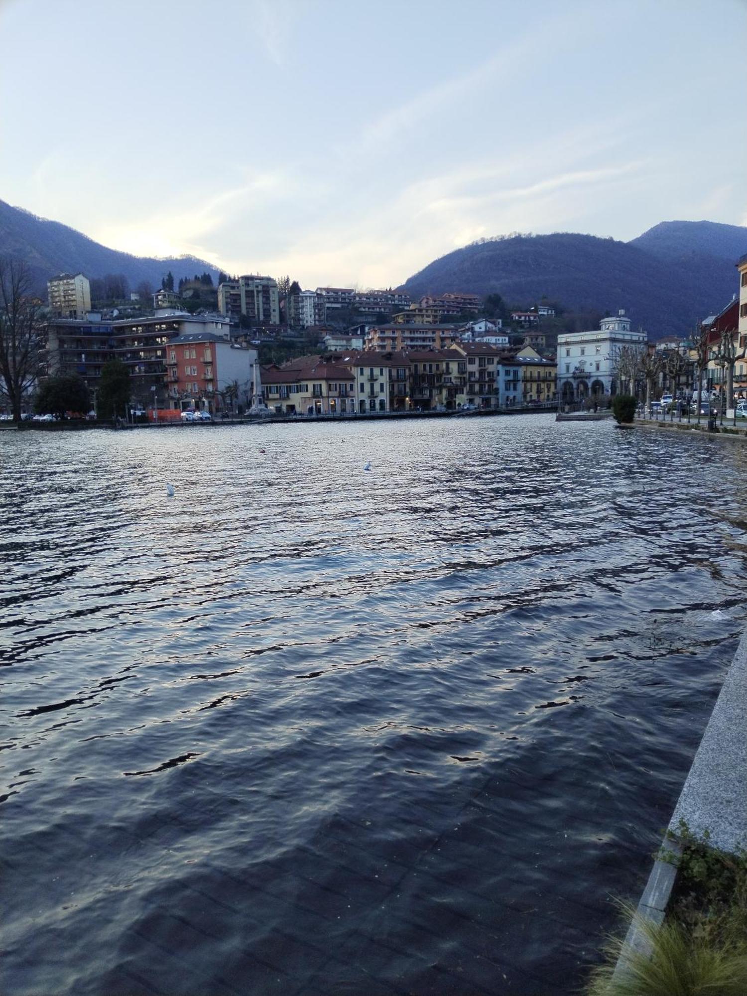 Un Balcone Sul Lago Apartment Omegna Exterior photo